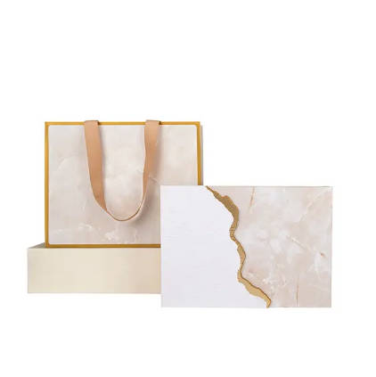 Cosmetic Packaging Options: Plastic, Glass, Porcelain & Paper - Your Guide